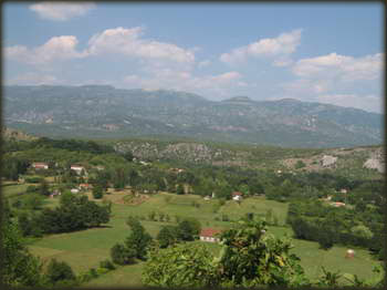 Planina Prekornica, pogled sa magistrale Podgorica – Nikšić